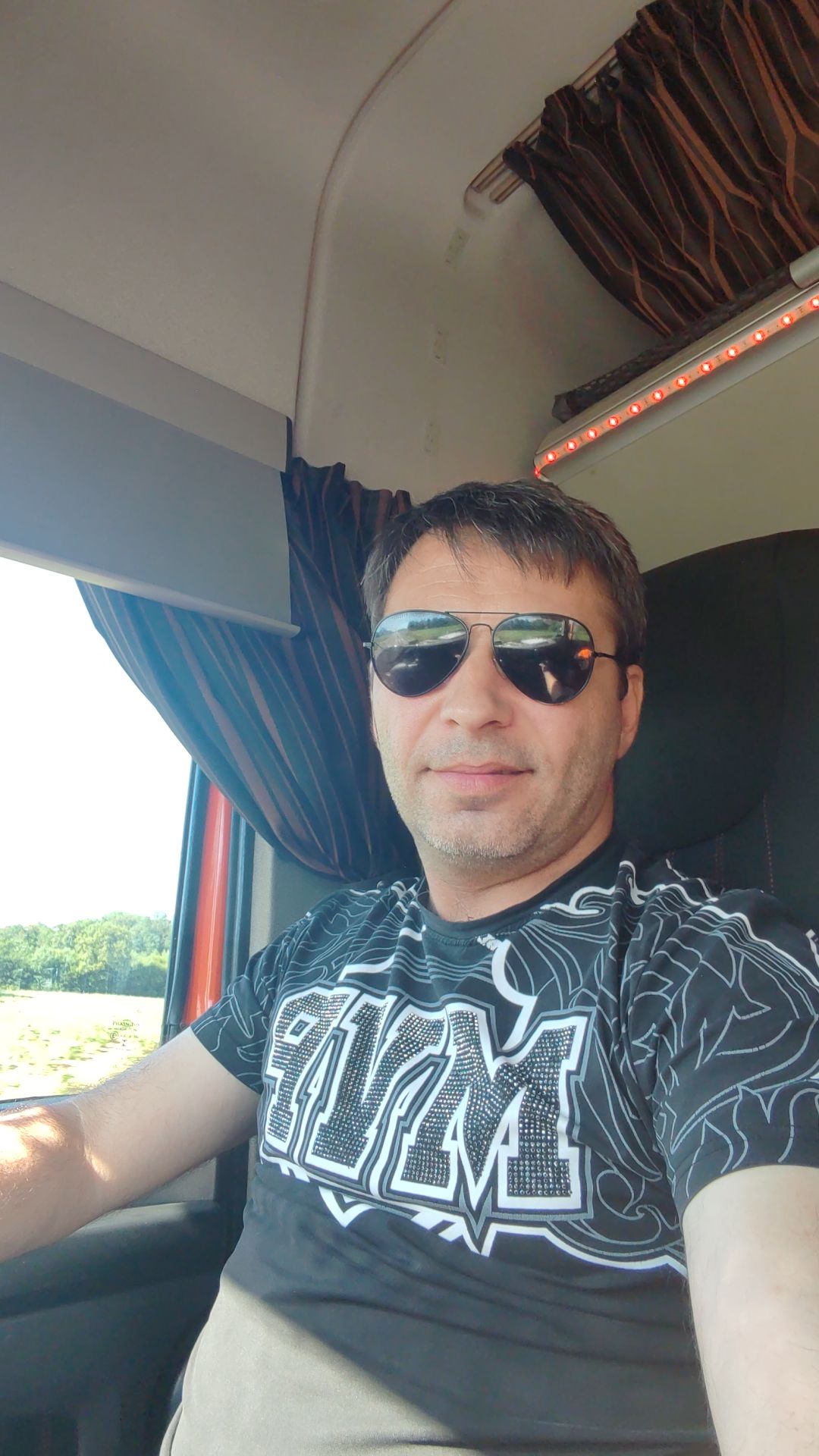 Profil de Adao